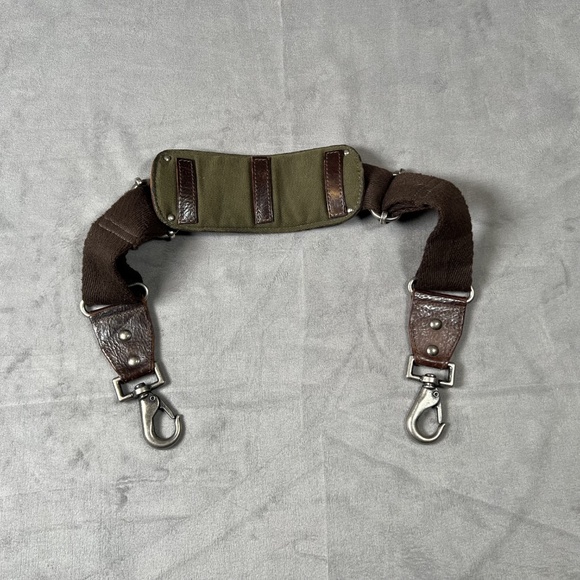 Will Leather Goods Hooper Olive Canvas & Brown Leather Messenger Bag - Picture 10 of 10